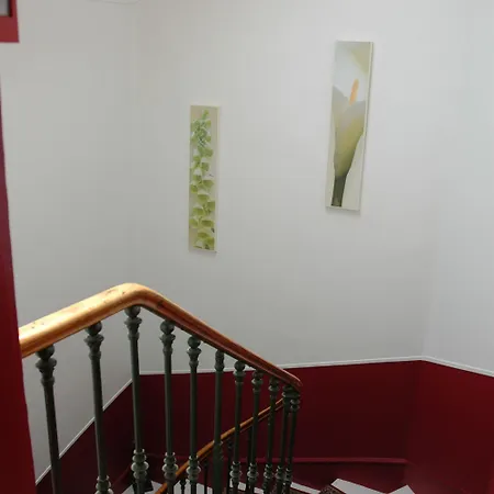 Le Carre D'aix - Digital Access Hotell 2*