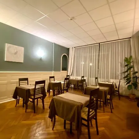 Authentic By Balladins, Le Carre D'aix 艾克斯莱班