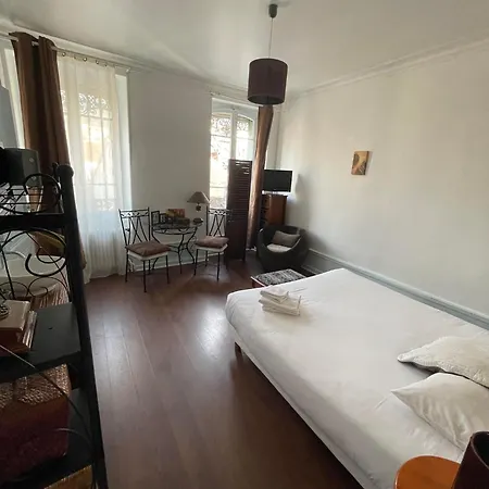 Authentic By Balladins, Le Carre D'aix