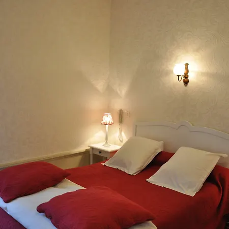 Authentic By Balladins, Le Carre D'aix 2*