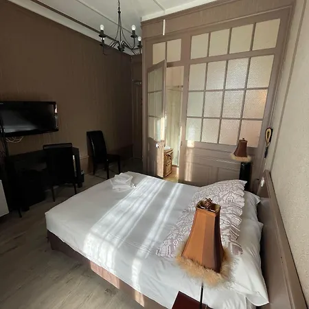 Authentic By Balladins, Le Carre D'aix 2* אקס-לה-באינס