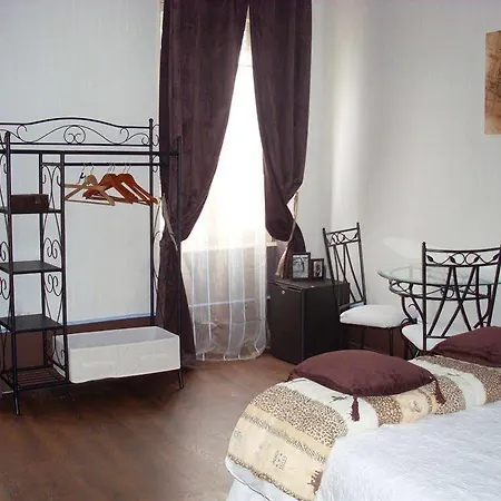 Hotel Authentic By Balladins, Le Carre D'aix 2*