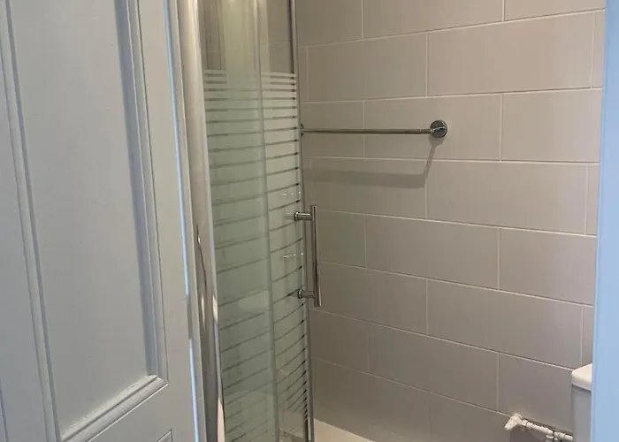 Authentic By Balladins, Le Carre D'aix