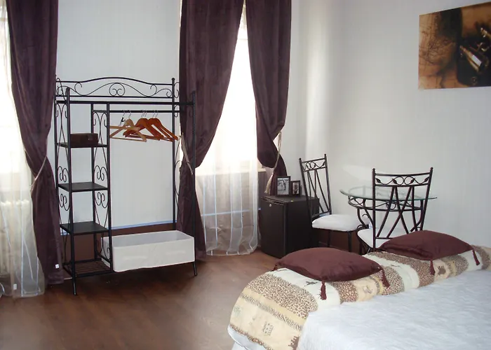 Authentic By Balladins, Le Carré D'aix Hotel 2*