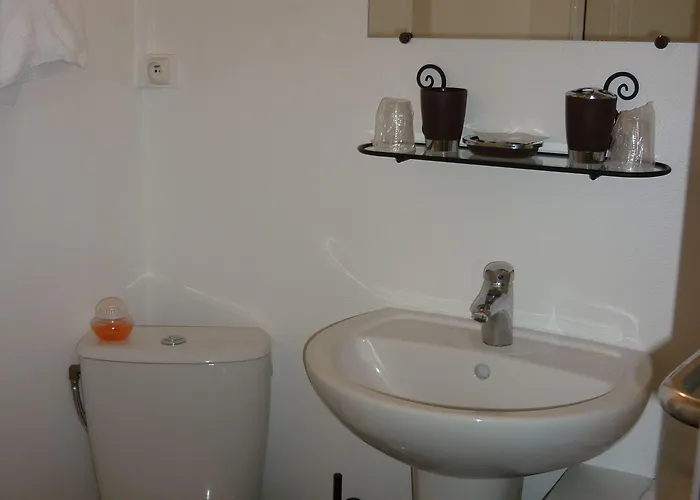 Authentic By Balladins, Le Carré D'aix