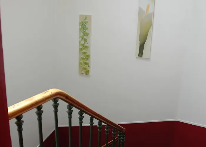 Authentic By Balladins, Le Carre D'aix Hotel 2*