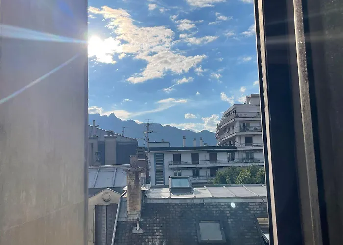 Hotel Authentic By Balladins, Le Carré D'aix