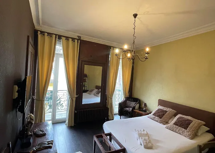 Hotel Authentic By Balladins, Le Carre D'aix