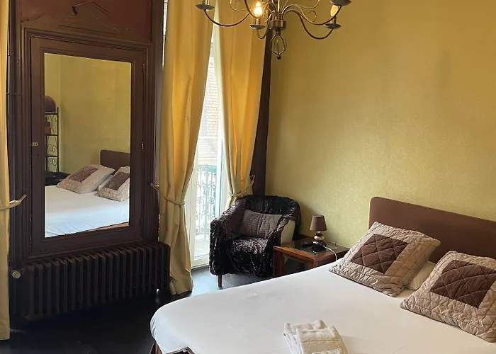 Hotel Authentic By Balladins, Le Carre D'aix