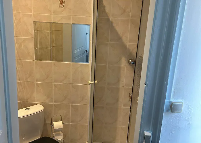 Authentic By Balladins, Le Carre D'aix 2* Aix-les-Bains