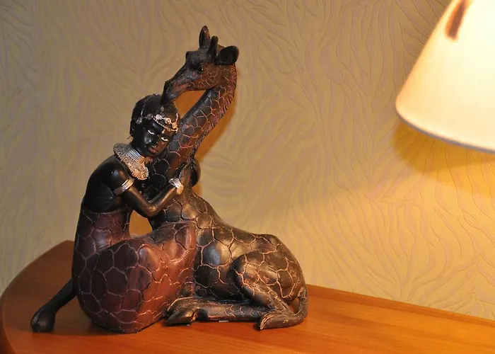 Hotel Authentic By Balladins, Le Carre D'aix 2*