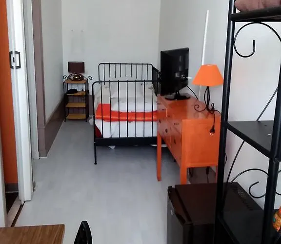 Authentic By Balladins, Le Carré D'aix 2*